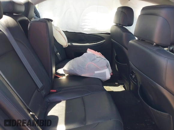 2013 Hyundai Genesis 3.8L z VIN KMHGC4DD3DU244360, wystawiony jako IAAI lot #42228003 z przebiegiem 114 914 mil mil oraz . Historia ofert i sprzedaży dostępna na DreamBid. Obrazek 8.