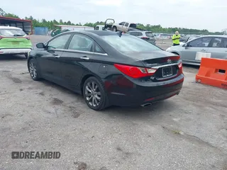2011 Hyundai Sonata Limited with VIN 5NPEC4ACXBH305881, listed as a IAAI auction lot 42211431 with 148,387 mi miles and . Bid and sale history available at carsss.com. Image 3.
