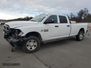 2016 Ram 2500 Tradesman with VIN 3C6UR5HL7GG342514, listed as a Copart auction lot 85687984 with 140,469 mi miles and Salvage Title. Bid and sale history available at carsss.com. Image 1.