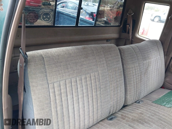 1993 Ford F-150 z VIN 1FTEX15N7PKB65960, wystawiony jako IAAI lot #41306323 z przebiegiem Nie podano mil oraz . Historia ofert i sprzedaży dostępna na DreamBid. Obrazek 8.