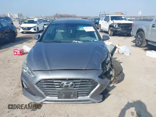 2019 Hyundai Sonata SE with VIN 5NPE24AF6KH750034, listed as a IAAI auction lot 41511943 with 116,871 mi miles. Bid and sale history available at carsss.com. Image 12.