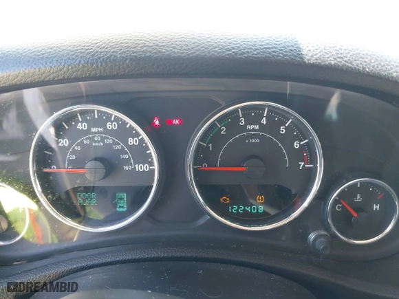 2013 Jeep Wrangler Unlimited Sport with VIN 1C4BJWDG7DL583686, listed as a IAAI auction lot 42037650 with 122,408 mi miles. Bid and sale history available at carsss.com. Image 7.