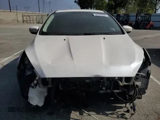 2017 Ford Focus Titanium with VIN 1FADP3J2XHL291606, listed as a Copart auction lot 58268285 with 153,272 mi miles and Salvage title. Bid and sale history available at DreamBid. Image 5.