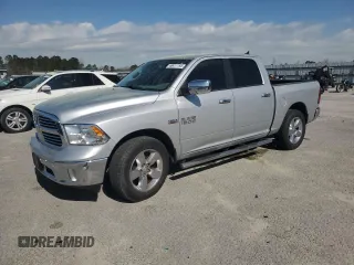2017 Ram 1500 Lone Star Silver z VIN 1C6RR6LT0HS865516, wystawiony jako Copart lot #48411195 z przebiegiem 112 524 mil mil oraz Szkoda całkowita • Salvage title. Historia ofert i sprzedaży dostępna na DreamBid. Obrazek 1.
