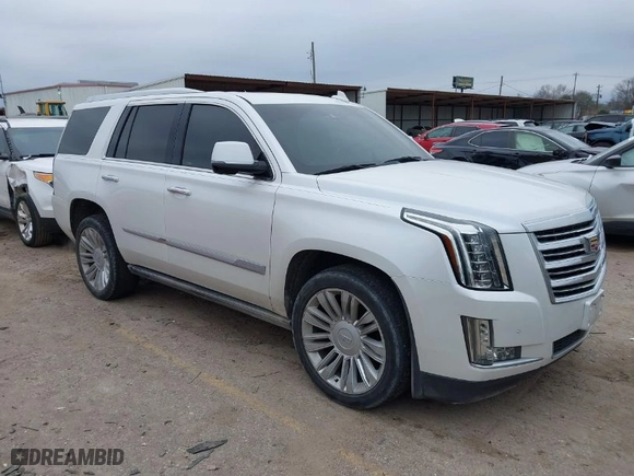 2016 Cadillac Escalade Platinum with VIN 1GYS3DKJ0GR405742, listed as a IAAI auction lot 41639802 with 77,576 mi miles. Bid and sale history available at carsss.com. Image 1.