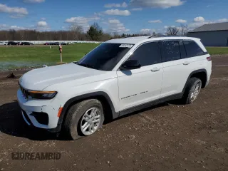2023 Jeep Grand Cherokee Laredo z VIN 1C4RJHAGXPC619230, wystawiony jako Copart lot #52412175 z przebiegiem 36 255 mil mil oraz Szkody całkowita. Historia ofert i sprzedaży dostępna na DreamBid. Obrazek 1.