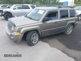2008 Jeep Patriot Sport with VIN 1J8FT28W18D636073, listed as a IAAI auction lot 42622187 with 103,122 mi miles and . Bid and sale history available at DreamBid. Image 2.