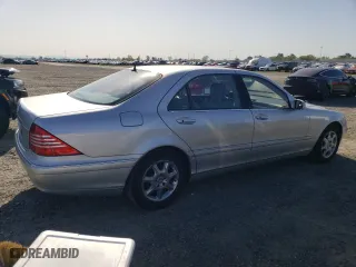2002 Mercedes-Benz S-Class 5.0L with VIN WDBNG75JX2A306811, listed as a Copart auction lot 52042105 with 206,531 mi miles and Salvage Title. Bid and sale history available at carsss.com. Image 3.