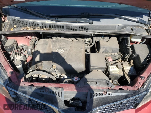 2019 Toyota Sienna SE с VIN 5TDEZ3DC6KS219708, выставлен на аукционе Copart как лот 53881225 с пробегом 116 807 миль миль и Списание • Salvage title. История ставок и продаж доступна на DreamBid. Изображение 12.