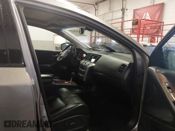 2010 Nissan Murano SL with VIN JN8AZ1MWXAW100429, listed as a IAAI auction lot 41875925 with 147,723 mi miles. Bid and sale history available at carsss.com. Image 5.