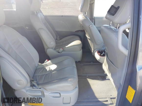 2014 Toyota Sienna Ltd with VIN 5TDDK3DC4ES083230, listed as a IAAI auction lot 41751843 with 184,501 mi miles. Bid and sale history available at carsss.com. Image 8.