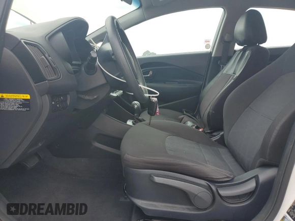 2017 Kia Rio LX z VIN KNADM4A38H6006561, wystawiony jako Copart lot #56056635 z przebiegiem 60 199 mil mil oraz Szkoda całkowita • Salvage title. Historia ofert i sprzedaży dostępna na DreamBid. Obrazek 7.