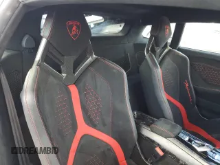 2018 LAMBORGHINI PERFORMANTE z VIN ZHWUD4ZF2JLA08437, wystawiony jako Copart lot #76293594 z przebiegiem Nie podano mil oraz Nie do naprawy • Non repairable. Historia ofert i sprzedaży dostępna na DreamBid. Obrazek 10.