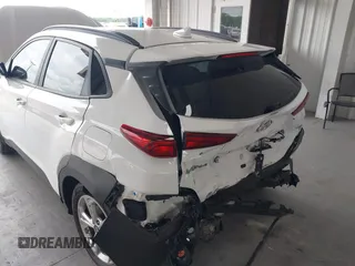 2023 Hyundai Kona SEL с VIN KM8K3CAB2PU025286, выставлен на аукционе IAAI как лот 42205469 с пробегом 22 851 миль миль и . История ставок и продаж доступна на DreamBid. Изображение 6.