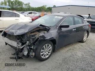 2017 Nissan Altima S z VIN 1N4AL3AP3HC265925, wystawiony jako Copart lot #53884705 z przebiegiem 117 642 mil mil oraz Szkoda całkowita • Salvage title. Historia ofert i sprzedaży dostępna na DreamBid. Obrazek 1.