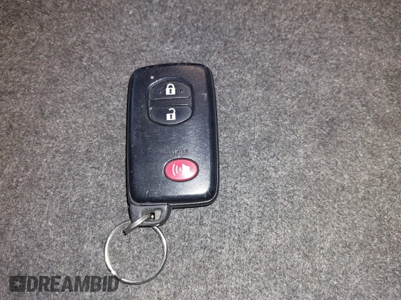 2015 Toyota Prius Two with VIN JTDZN3EU4FJ040526, listed as a IAAI auction lot 41582274 with 137,797 mi miles and . Bid and sale history available at DreamBid. Image 11.