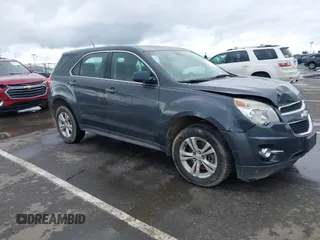 2010 Chevrolet Equinox LS with VIN 2CNFLCEW3A6271722, listed as a IAAI auction lot 41804986 with 101,167 mi miles. Bid and sale history available at carsss.com. Image 1.
