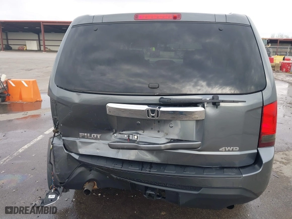 2013 Honda Pilot LX with VIN 5FNYF4H24DB062197, listed as a IAAI auction lot 41652595 with 66,169 mi miles. Bid and sale history available at carsss.com. Image 17.