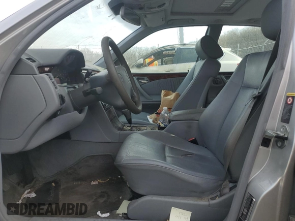 2001 Mercedes-Benz E-Class AWD with VIN WDBJF82J61X055258, listed as a Copart auction lot 42396765 with 0 mi miles and Salvage Title. Bid and sale history available at carsss.com. Image 7.