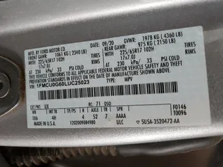 2020 Ford Escape SE with VIN 1FMCU0G60LUC25023, listed as a Copart auction lot 52728735 with 112,966 mi miles and Salvage title. Bid and sale history available at DreamBid. Image 12.