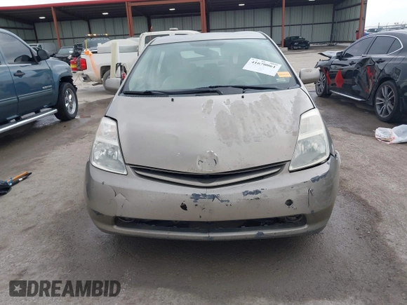 2004 Toyota Prius with VIN JTDKB22UX40033849, listed as a IAAI auction lot 41670061 with 299,999 mi miles and . Bid and sale history available at DreamBid. Image 12.