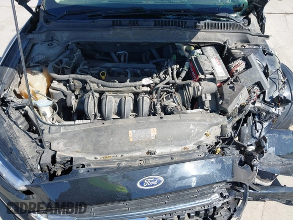2013 Ford Fusion SE with VIN 3FA6P0H72DR137542, listed as a IAAI auction lot 41977665 with 137,635 mi miles and . Bid and sale history available at carsss.com. Image 10.
