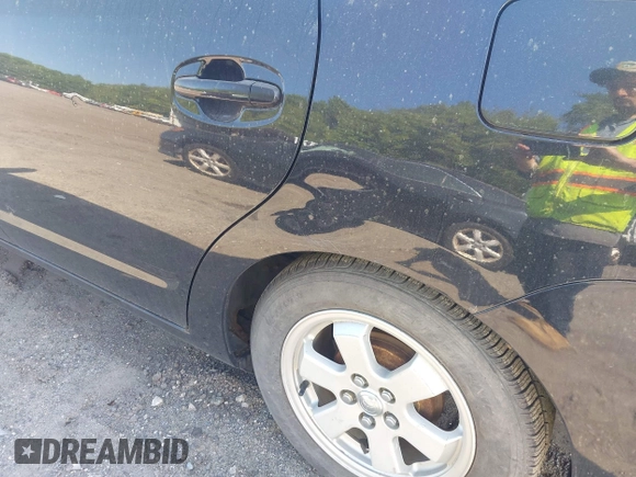2005 Toyota Prius z VIN JTDKB20U953001557, wystawiony jako IAAI lot #42409183 z przebiegiem 179 292 mil mil oraz . Historia ofert i sprzedaży dostępna na DreamBid. Obrazek 6.