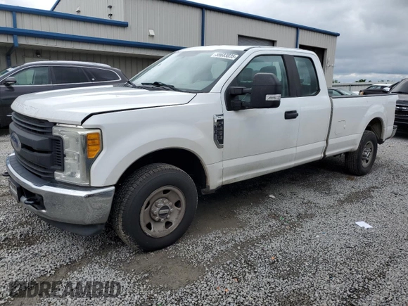 2017 Ford F-250 XLT с VIN 1FT7X2A62HEB67273, выставлен на аукционе Copart как лот 55683035 с пробегом 242 561 миль миль и Списание • Salvage title. История ставок и продаж доступна на DreamBid. Изображение 1.