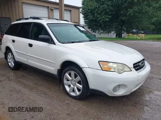 2007 Subaru Legacy Outback z VIN 4S4BP61C877321135, wystawiony jako IAAI lot #42259225 z przebiegiem 196 429 mil mil oraz . Historia ofert i sprzedaży dostępna na DreamBid. Obrazek 1.