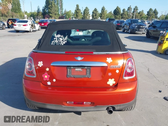 2012 MINI Convertible with VIN WMWZN3C54CT134124, listed as a IAAI auction lot 42313148 with 119,963 mi miles and . Bid and sale history available at DreamBid. Image 17.