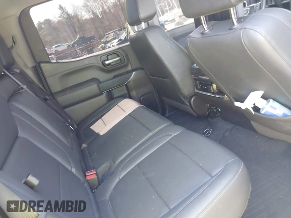 2022 GMC Sierra 1500 SLT with VIN 3GTU9DET9NG210715, listed as a IAAI auction lot 41870747 with 61,371 mi miles and . Bid and sale history available at DreamBid. Image 8.