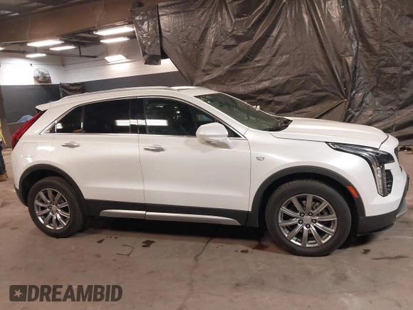 2020 Cadillac XT4 AWD Premium Luxury with VIN 1GYFZDR40LF146715, listed as a IAAI auction lot 41478506 with 21,455 mi miles. Bid and sale history available at carsss.com. Image 13.
