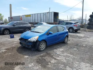 2014 Toyota Prius One with VIN JTDKDTB33E1565723, listed as a IAAI auction lot 42070826 with 145,811 mi miles and . Bid and sale history available at DreamBid. Image 18.