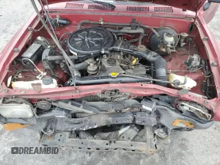 1990 Toyota Pickup с VIN JT4RN81R5L5075403, выставлен на аукционе Copart как лот 87486344 с пробегом 286 881 миль миль и Списание • Salvage title. История ставок и продаж доступна на DreamBid. Изображение 11.
