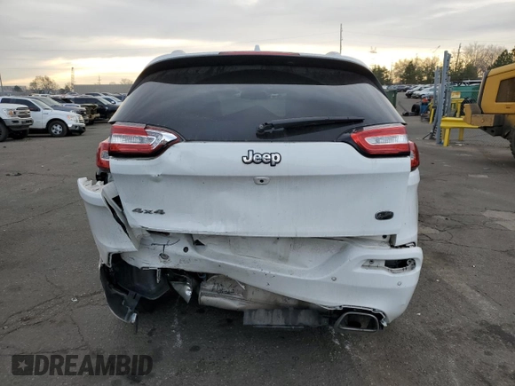 2017 Jeep Cherokee Overland z VIN 1C4PJMJS6HW589275, wystawiony jako Copart lot #51163465 z przebiegiem 76 214 mil mil oraz Szkoda całkowita • Salvage title. Historia ofert i sprzedaży dostępna na DreamBid. Obrazek 6.