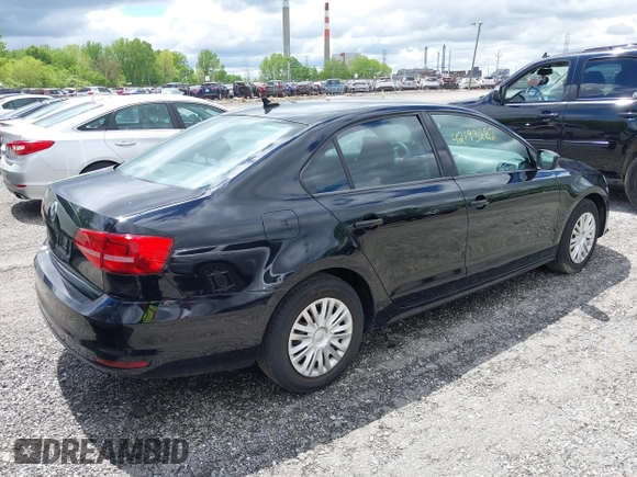2015 Volkswagen Jetta S с VIN 3VW2K7AJ6FM428242, выставлен на аукционе IAAI как лот 42193282 с пробегом 150 902 миль миль и . История ставок и продаж доступна на DreamBid. Изображение 4.