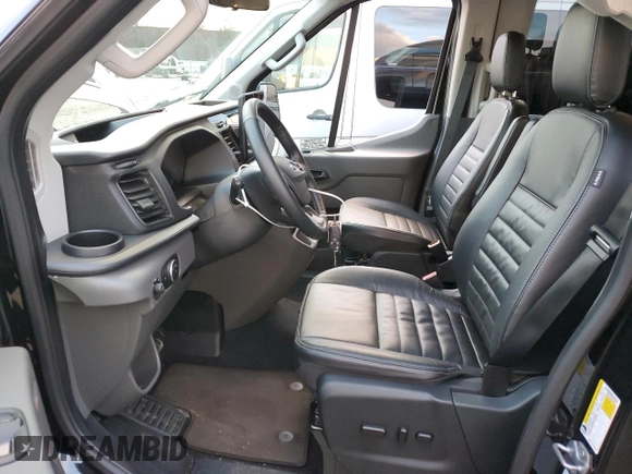 2023 Ford Transit with VIN 1FBVU4X8XPKB63870, listed as a Copart auction lot 82731504 with 7,576 mi miles and Salvage Title. Bid and sale history available at DreamBid. Image 7.