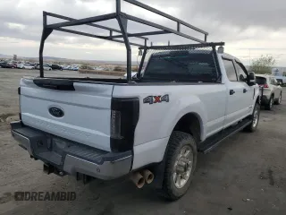 2017 Ford F-350 Platinum z VIN 1FT7W3BT9HEE50606, wystawiony jako Copart lot #49732065 z przebiegiem 145 614 mil mil oraz Szkoda całkowita • Salvage title. Historia ofert i sprzedaży dostępna na DreamBid. Obrazek 3.