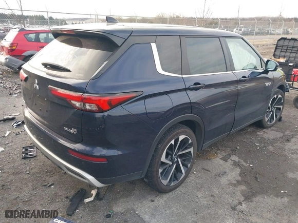 2023 Mitsubishi Outlander PHEV SE with VIN JA4T5UA9XPZ013504, listed as a IAAI auction lot 41208867 with 14285 miles. Bid and sale history available at carsss.com. Image 4.