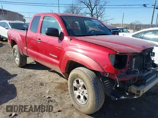 2011 Toyota Tacoma with VIN 5TFUU4EN9BX009422, listed as a IAAI auction lot 41394829 with 302,264 mi miles. Bid and sale history available at carsss.com. Image 1.