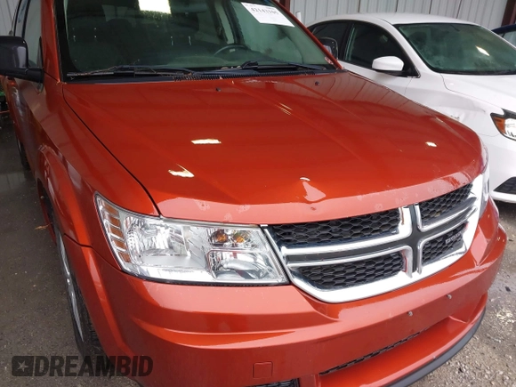 2014 Dodge Journey SE with VIN 3C4PDCAB1ET227003, listed as a IAAI auction lot 42143105 with 212,334 mi miles. Bid and sale history available at carsss.com. Image 6.