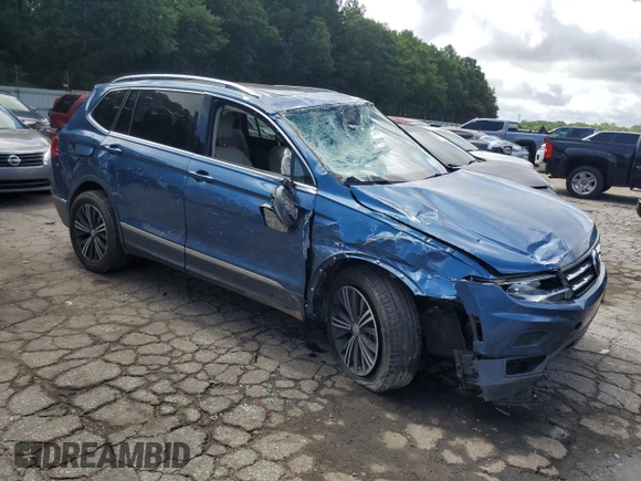 2018 Volkswagen Tiguan SEL with VIN 3VV3B7AX4JM006010, listed as a Copart auction lot 61416365 with 52,483 mi miles and Salvage title. Bid and sale history available at DreamBid. Image 4.