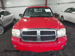 2006 Dodge Dakota SLT with VIN 1D7HE42K16S663994, listed as a IAAI auction lot 40458782 with 208,288 mi miles and . Bid and sale history available at carsss.com. Image 12.