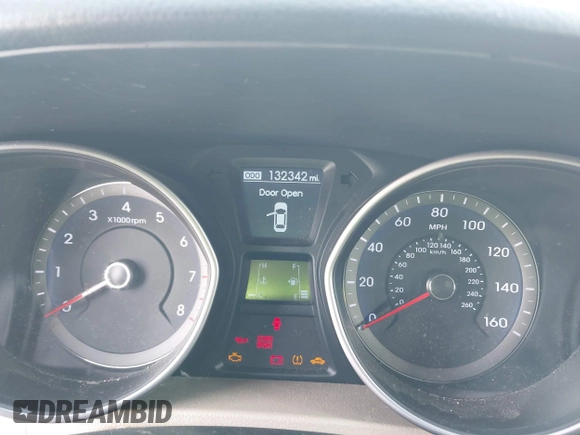 2014 Hyundai Elantra GT with VIN KMHD35LH2EU196462, listed as a IAAI auction lot 41374671 with 132,342 mi miles. Bid and sale history available at carsss.com. Image 7.