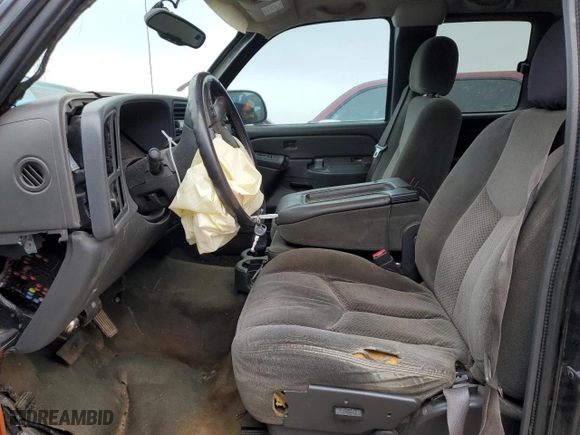 2004 Chevrolet Silverado 1500 LS with VIN 2GCEK19T941203854, listed as a Copart auction lot 43809335 with 303,087 mi miles and Salvage Title. Bid and sale history available at carsss.com. Image 7.
