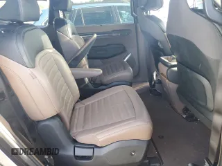 2024 Kia EV9 Land z VIN KNDADFS54R6035204, wystawiony jako Copart lot #84084644 z przebiegiem 14 352 mil mil oraz Szkoda całkowita • Salvage title. Historia ofert i sprzedaży dostępna na DreamBid. Obrazek 11.