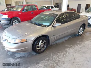 2000 Pontiac Bonneville SLE with VIN 1G2HY54K5Y4247995, listed as a IAAI auction lot 41439728 with 212,048 mi miles. Bid and sale history available at carsss.com. Image 2.