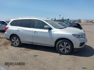 2019 Nissan Pathfinder SV with VIN 5N1DR2MN1KC624928, listed as a IAAI auction lot 42571925 with 77,427 mi miles and . Bid and sale history available at DreamBid. Image 13.