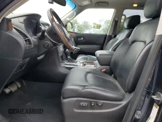 2015 Infiniti QX80 z VIN JN8AZ2NE4F9083550, wystawiony jako Copart lot #58028575 z przebiegiem 87 495 mil mil oraz Szkoda całkowita • Salvage title. Historia ofert i sprzedaży dostępna na DreamBid. Obrazek 7.
