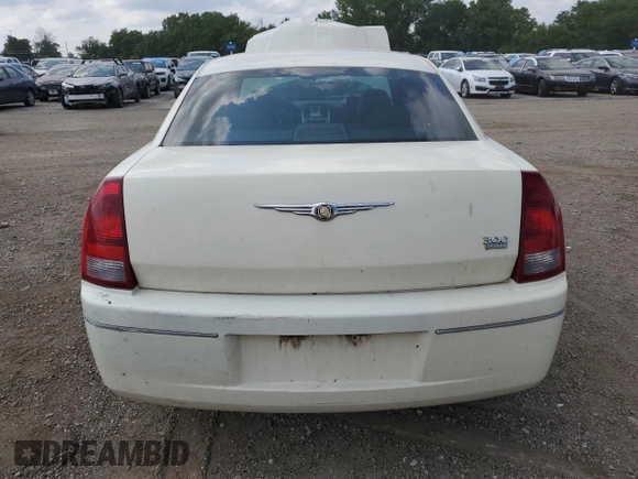 2006 Chrysler 300 Touring with VIN 2C3KA53G96H254505, listed as a Copart auction lot 61804214 with 0 mi miles and Salvage Title. Bid and sale history available at carsss.com. Image 6.